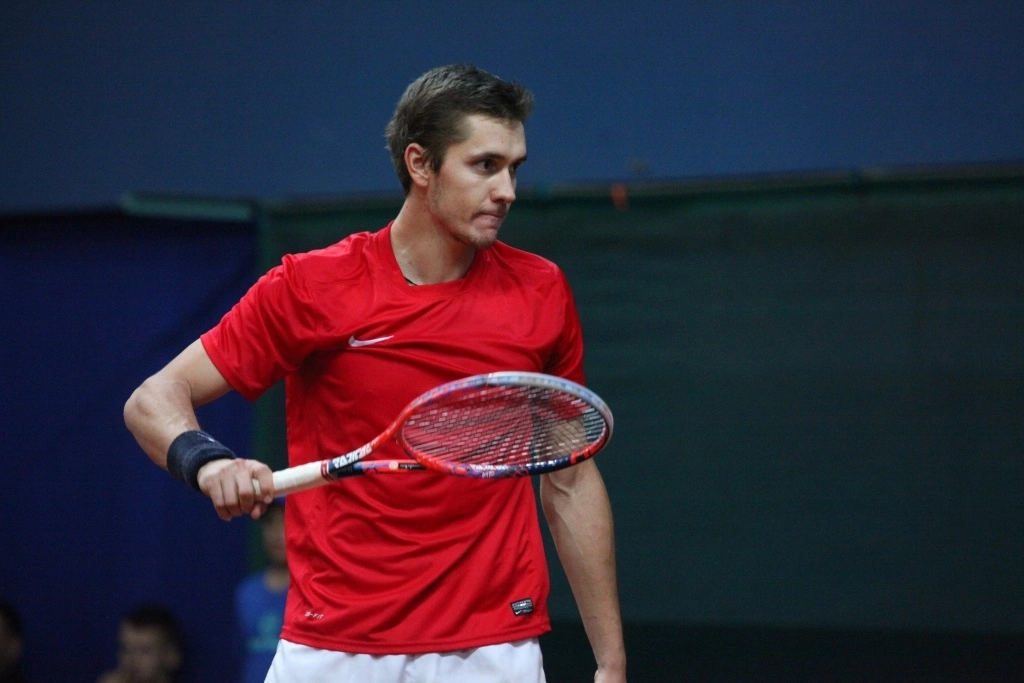 Егор Герасимов, теннисист из Беларуси, прошёл в основной этап турнира, который пройдёт в Кельне