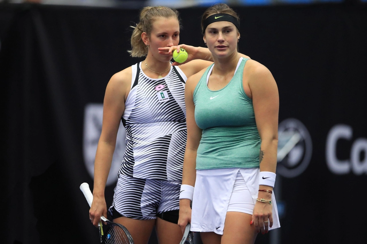 Арина Соболенко и Элизе Мертенс поборются за выход в финал на теннисном турнире в Чехии