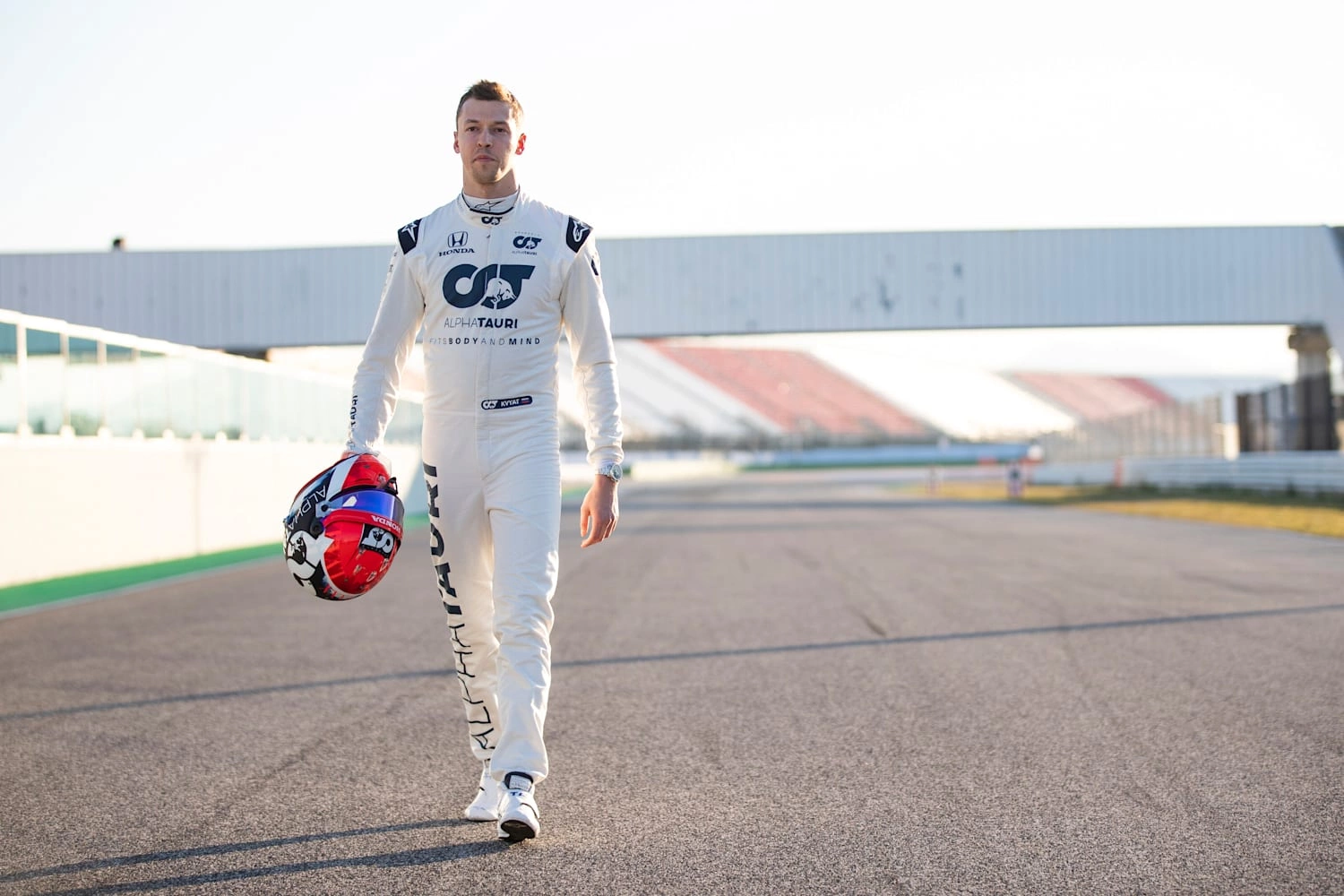 Квят надеется, что удачное выступление в Бахрейне поможет ему остаться в Формуле-1
