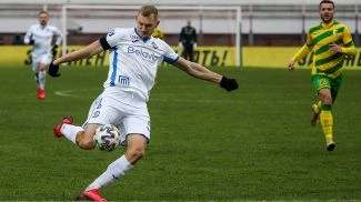 Денис Лаптев признан лучшим футболистом в пятом туре чемпионата Беларуси