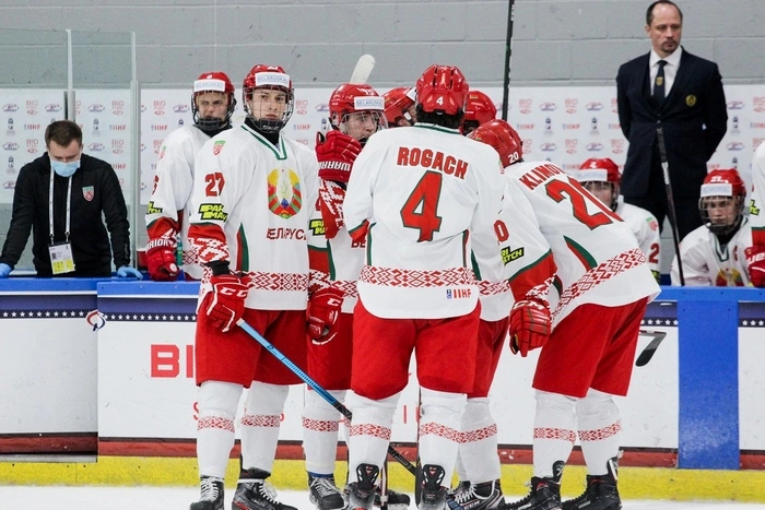 Определены лучшие белорусские хоккеисты на юниорском ЧМ в США