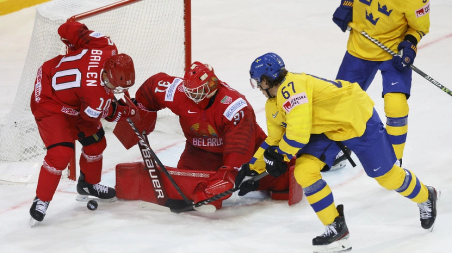 Хоккеисты сборной Беларуси обыграли Швецию во втором матче ЧМ-2021 в Риге