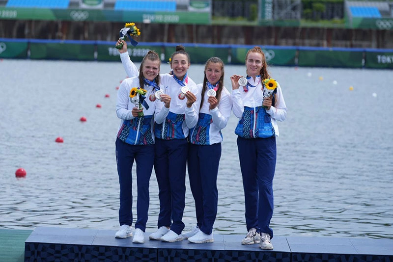 Белорусская женская байдарка-четверка выиграла серебро ОИ-2020