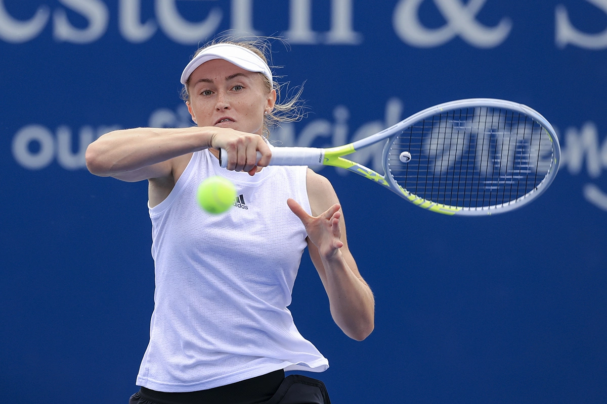 Александра Саснович вышла в четвертьфинал теннисного турнира в Кливленд