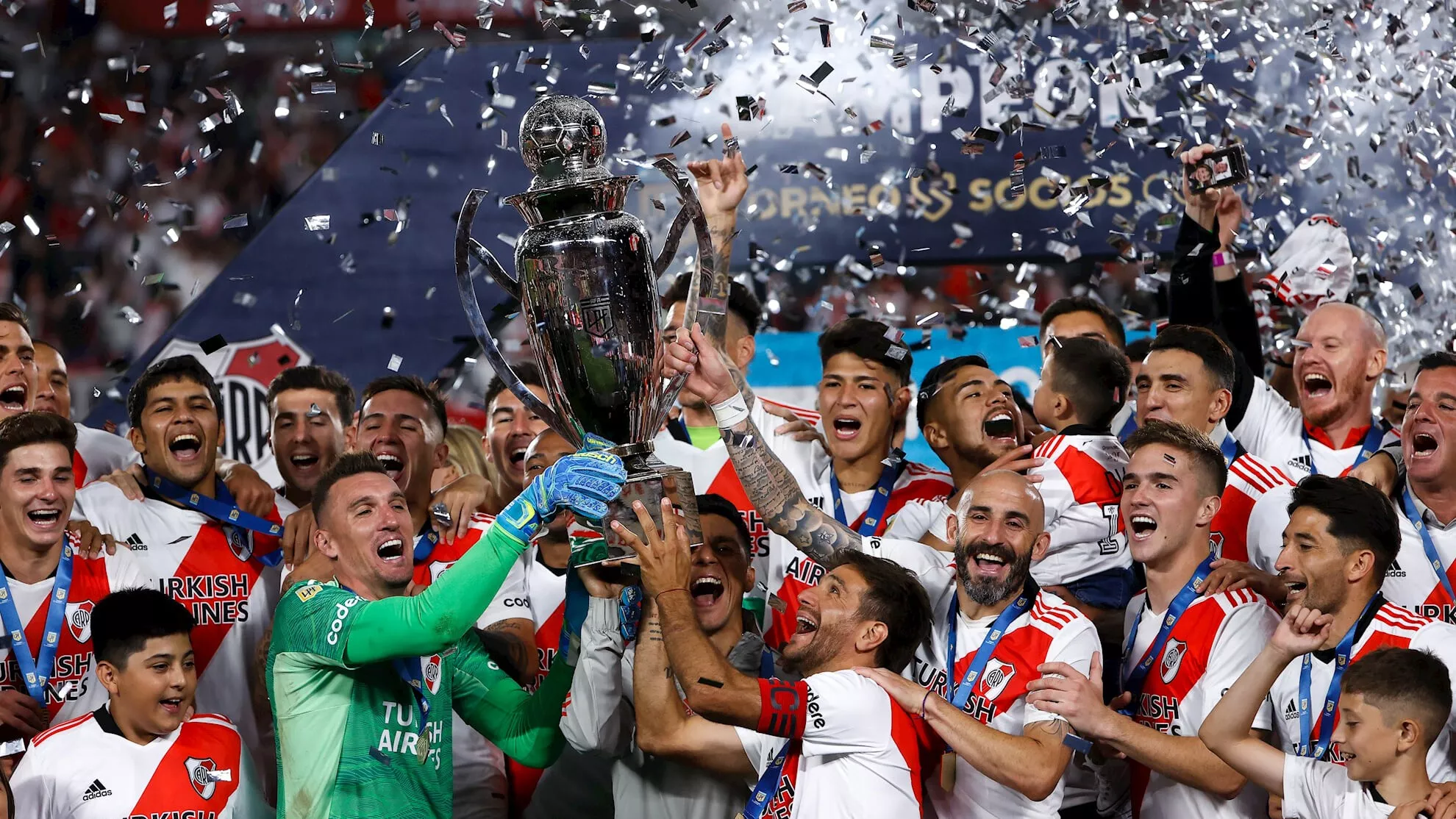 Футболисты «Ривер Плейт»  досрочно выиграли чемпионат Аргентины
