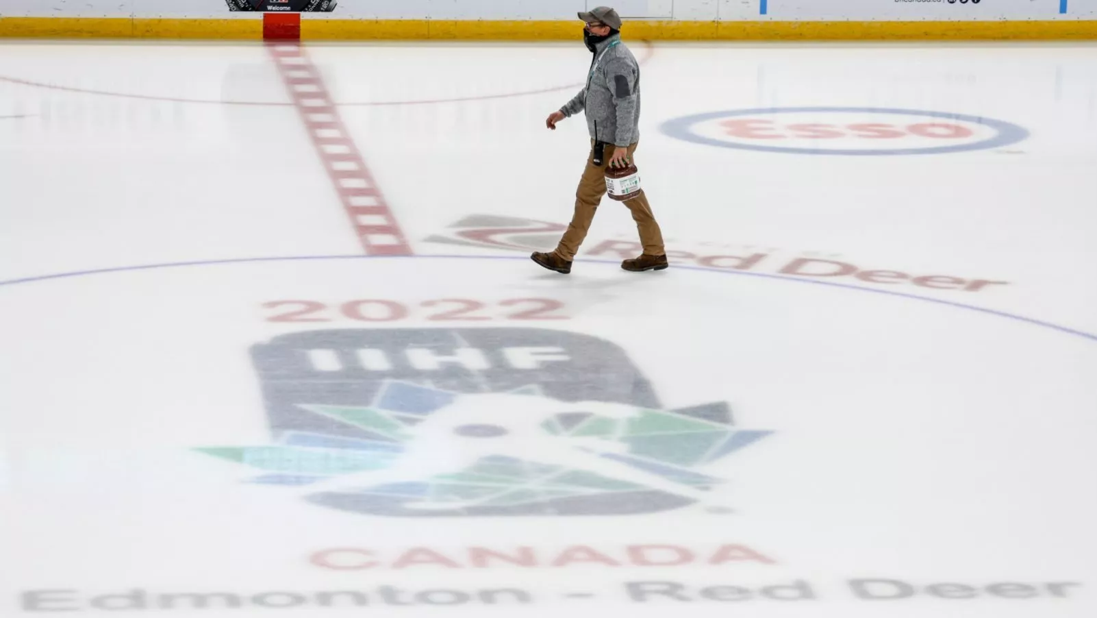 Молодежный чемпионат мира по хоккею отменен из-за коронавируса
