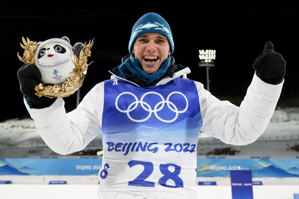 Антон Смольский поделился эмоциями от Олимпийской гонки, в которой он выиграл серебряную медаль