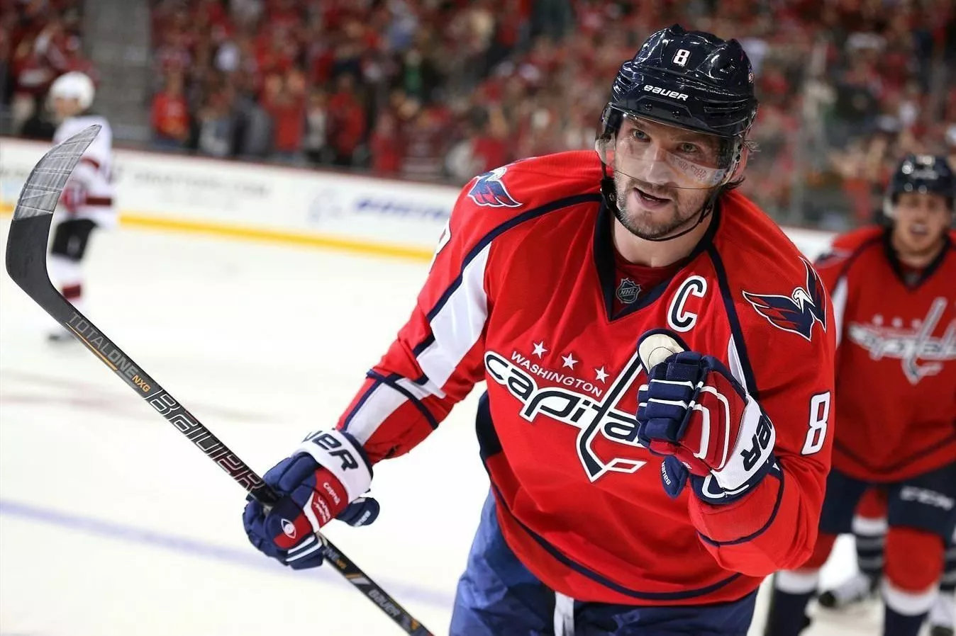 Овечкин вплотную подобрался к Халлу по набранным очкам за карьеру в истории НХЛ