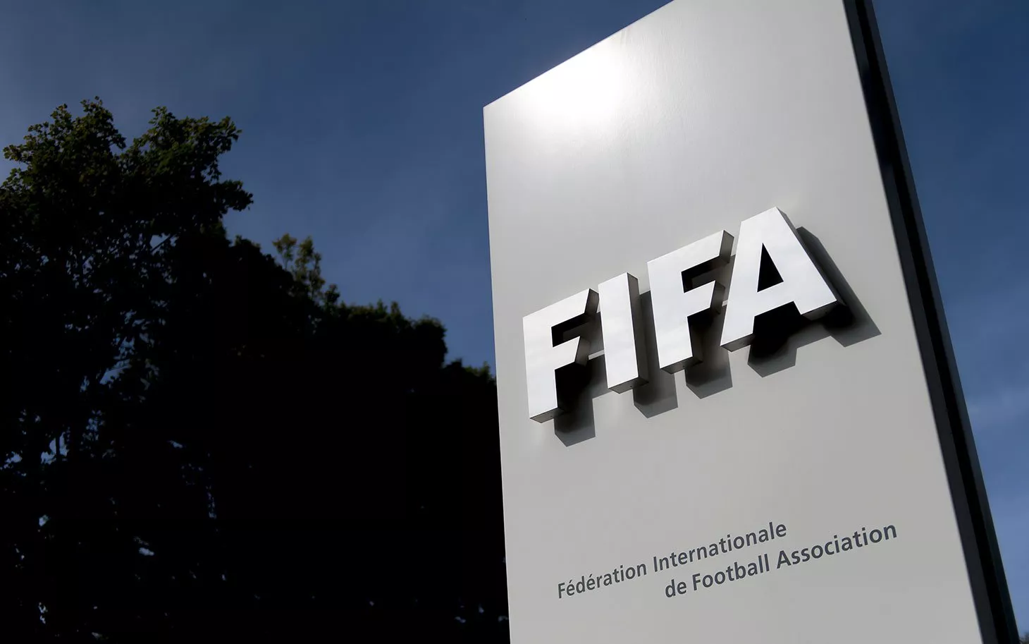 Русский язык признали официальным в ФИФА