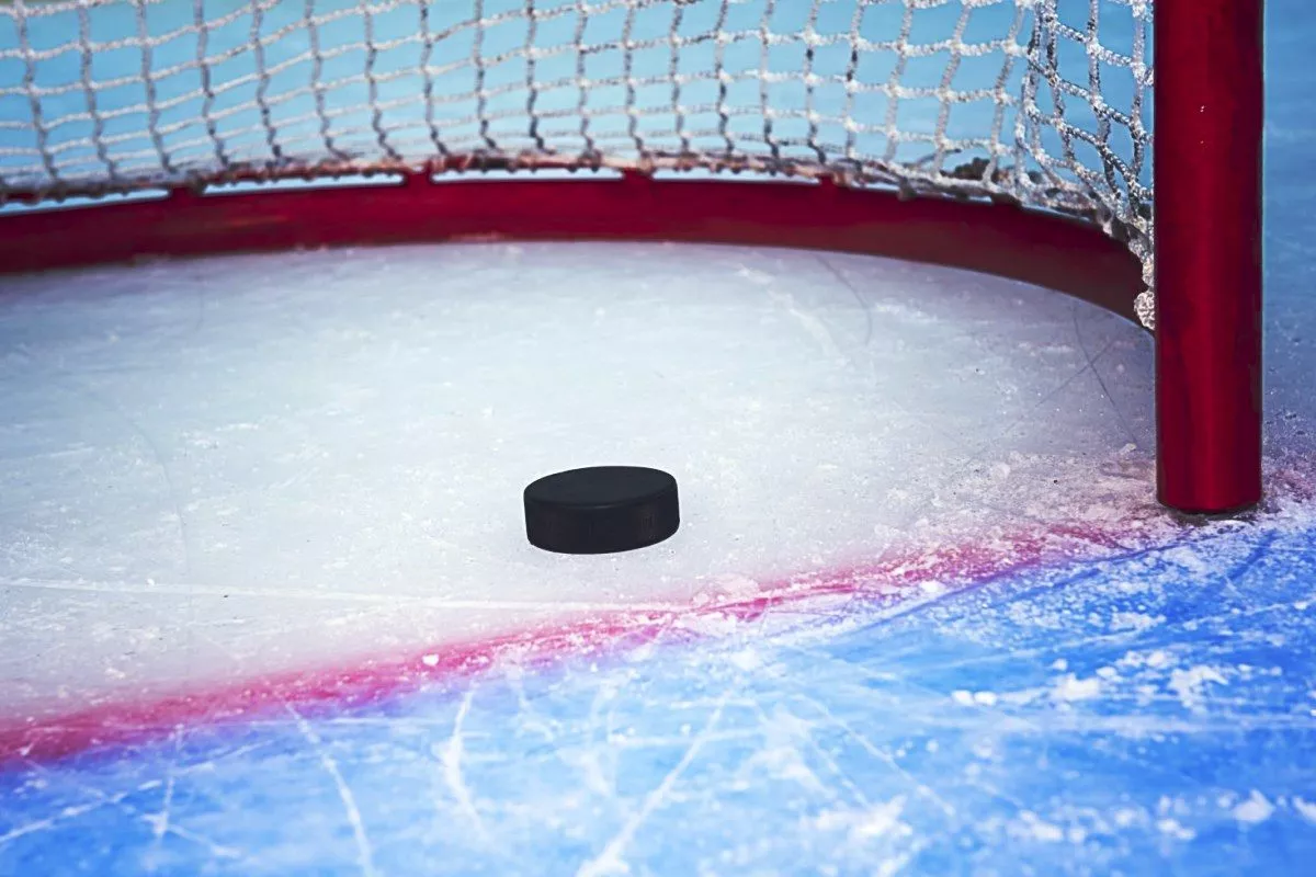 Юниорская сборная Беларуси по хоккею выиграла первый матч на Кубке Будущего